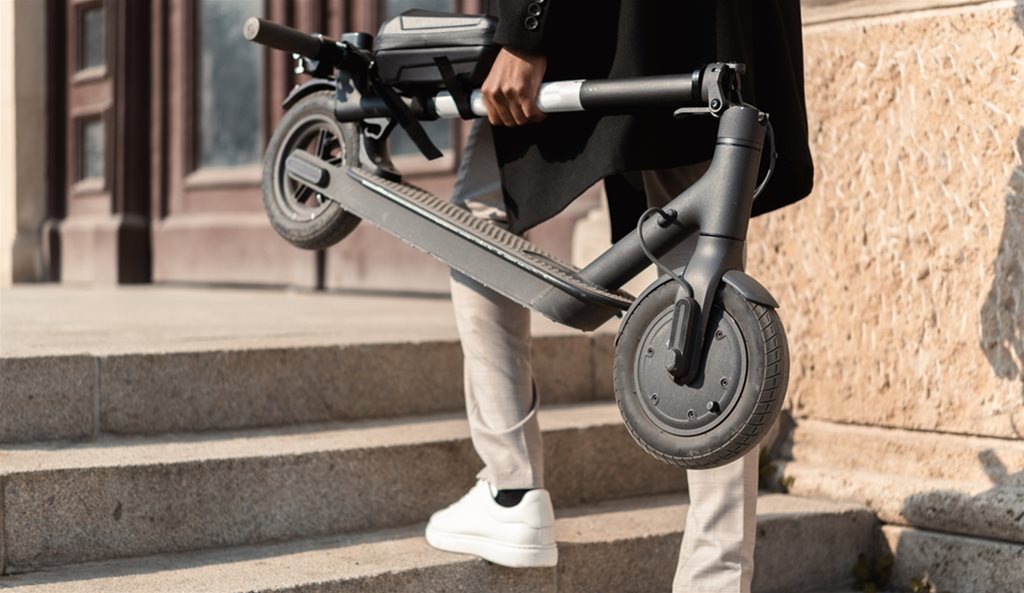 Government publishes new guidance on e-bike and e-scooter safety