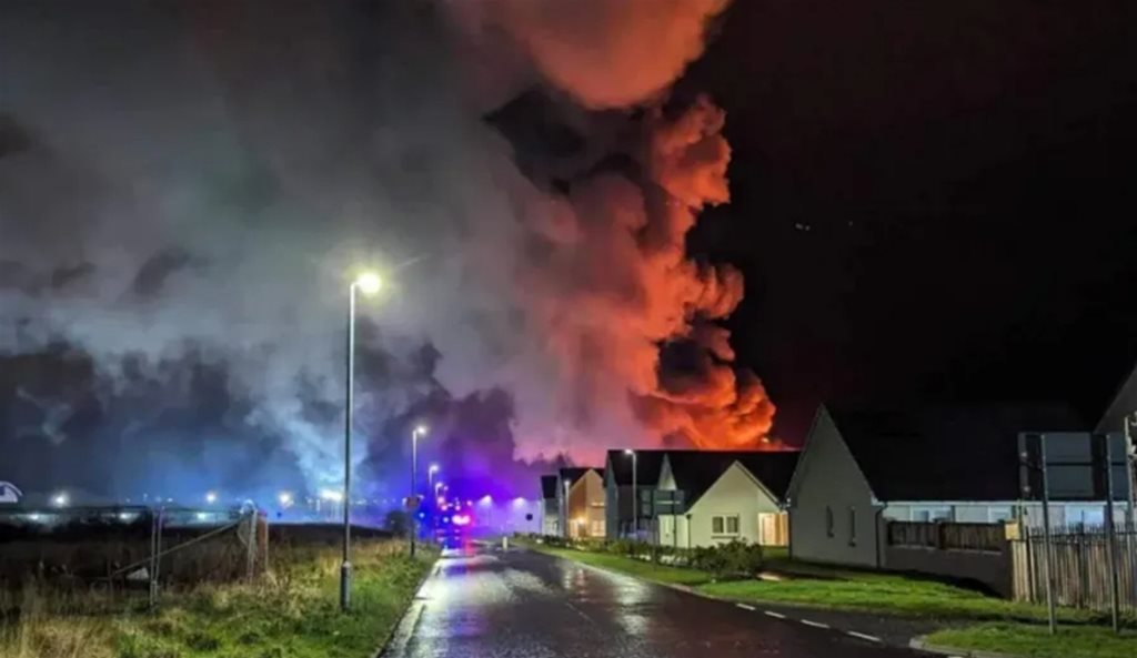 Multi-day fire at Scottish battery recycling plant fire 